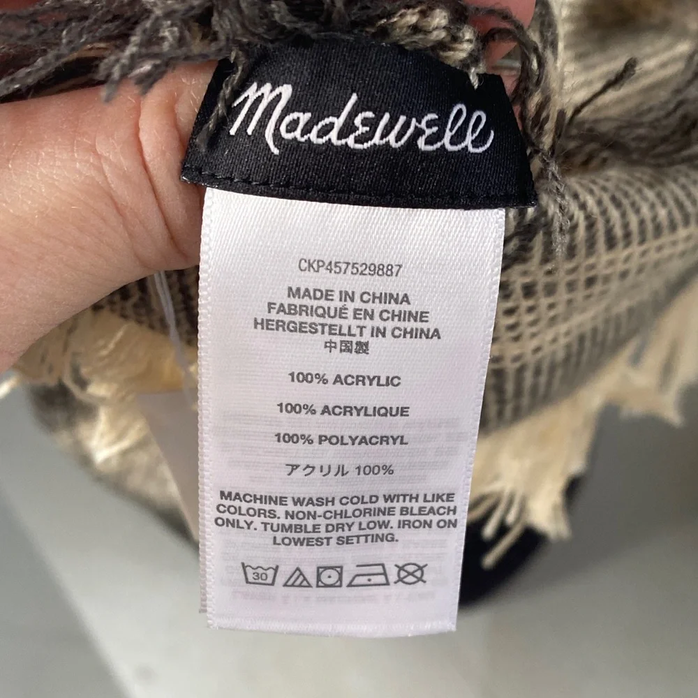 Madewell Denvale Plaid Blanket Scarf  Oversized Fringe Cozy Warm Soft NWT